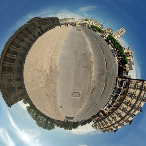 fr_011_planet